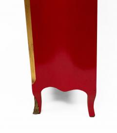 Maison Jansen Maison Jansen French Louis XV Style Red Lacquered Gilt Trimmed Bookcase - 4650440