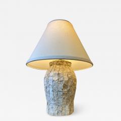 Maitland Smith MODERN TESSELLATED CORAL LAMP BY MAITLAND SMITH - 1806931