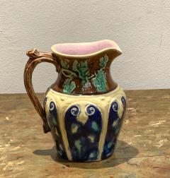 Majolica Pitcher with Grape Vine England Circa 19th Century - 1587548