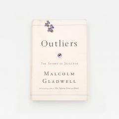 Malcolm Gladwell Outliers First Edition 2008 - 4467808