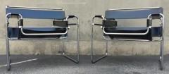 Marcel Breuer Pair of Signed Marcel Breuer Wassily Lounge Chairs Stendig Made in Finland 1970s - 3165456
