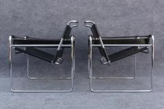 Marcel Breuer Pair of Signed Marcel Breuer Wassily Lounge Chairs Stendig Made in Italy 1960s - 3511405