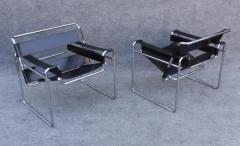 Marcel Breuer Pair of Signed Marcel Breuer Wassily Lounge Chairs Stendig Made in Italy 1960s - 3511449