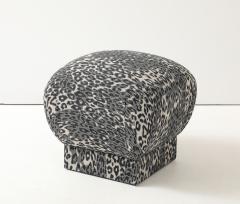 Marge Carson Marge Carson Bergamo Leopard Pouf - 4227926