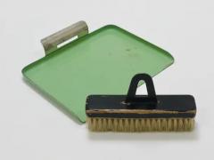 Marianne Brandt Marianne Brandt Avantgarde Bauhaus Mignon Table Brush Dustpan Set 1930s - 4066576