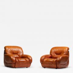 Mario Bellini 1970s Italian Mid Century Modern Plush Carmel Leather Club Chairs - 3922912