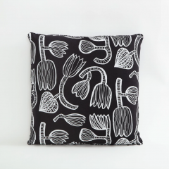 Mark Cunningham TULIP IRON PILLOW - 2848381