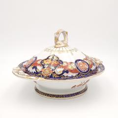 Masons Ironstone Fence and Vase Covered Vegetable Dish England Circa 1830s  - 3691026