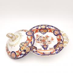 Masons Ironstone Fence and Vase Covered Vegetable Dish England Circa 1830s  - 3691037