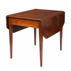Massachusetts Hepplewhite drop leaf Pembroke table 1790 1810  - 3012965