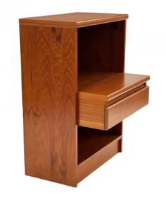 Matching Pair of Mid Century Danish Modern Night Stands or End Tables in Teak - 4014380