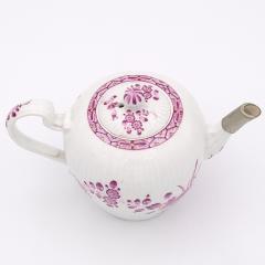 Meissen Tea Pot with Replaced Silver Spout Germany circa 1750 - 4400132