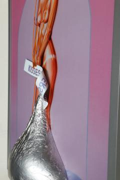 Melvin Ramos Miss Kiss Lightbox  - 4103639