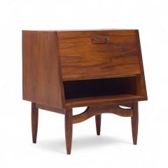 Merton Gershun Merton Gershun for American of Martinsville Walnut and Brass Nightstands Pair - 4244708