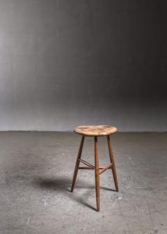 Michael Elkan Michael Elkan walnut and maple studio crafted stool USA 1981 - 3168521