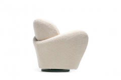 Michael Wolk Pair of Michael Wolk Swivel Lounge Chairs in Ivory Boucl  - 2843401