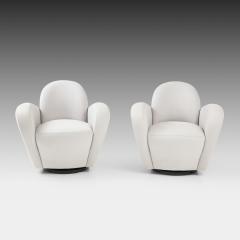 Michael Wolk Pair of Swivel Lounge Chairs in Light Gray Ultrasuede by Michael Wolk - 2550794