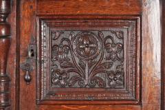Mid 17th Century Carved Oak Press Cupboard - 4576680