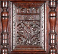 Mid 17th Century Carved Oak Press Cupboard - 4576684