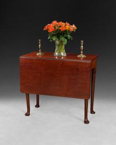 Mid 18th Century Mahogany Drop Leaf Table - 4478007