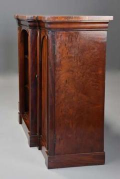 Mid 19th century mahogany breakfront bookcase with Gothic influence - 4757199