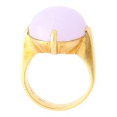 Mid 20th Century Gumps Signed 23 94 Carat Lavender Jade and Yellow Gold Ring - 3500454
