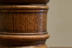 Mid Century Accent Table Lamp in Solid Oak and Patinated Brass with Raffia Shade - 4526541