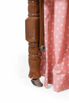 Mid Century American Turned Spindle Lacquered Wood Baby Crib - 4668980