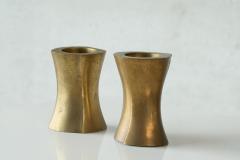 Mid Century Brutalist Pair of Candle Holders in Patinated Solid Brass 1970s - 4396339