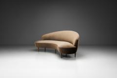 Mid Century Curved Italian Sofa Upholstered in Mohair Italy ca 1950s - 4294771