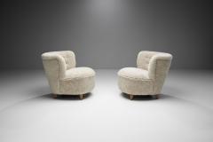 Mid Century Danish Cabinetmaker Lounge Chairs in Sheepskin Denmark ca 1950s - 4057351