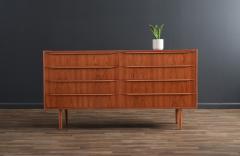 Mid Century Danish Modern 8 Drawer Teak Dresser - 3801372