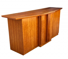 Mid Century Danish Modern Credenza or Cabinet in Cherry Wood - 2592043