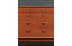 Mid Century Danish Modern Teak 8 Drawer Dresser - 4099323