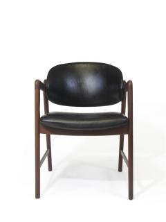 Mid Century Danish Walnut Arm Chairs in Black - 1842711