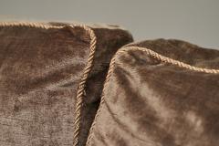 Mid Century Folding Down Knole Sofa in Velvet and Brass 1960s - 4468575