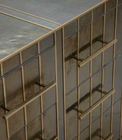 Mid Century Italian Blue Iridescent Veneered Chest of Drawers - 4226283