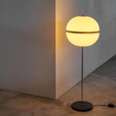 Mid Century Italian Globe Floor Lamp in Metal and Acrylic 1960s - 4608809