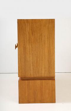 Mid Century Italian White Oak Veneer Sideboard with Brass Pulls circa 1950s - 4442489