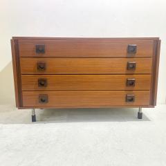 Mid Century Modern Chest of Drawers with Square Handles - 2787101