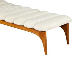 Mid Century Modern Danish Chaise Lounge in Boucle Fabric - 3265348