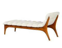 Mid Century Modern Danish Chaise Lounge in Boucle Fabric - 3265350