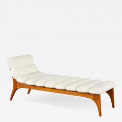 Mid Century Modern Danish Chaise Lounge in Boucle Fabric - 3272138