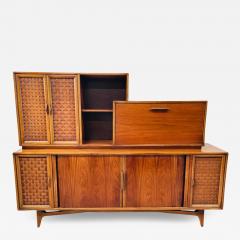 Mid Century Modern Danish Teak Credenza Sideboard Bar or Cocktail Cabinet - 2870281