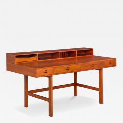 Mid Century Modern Danish Teakwood Desk by Peter Lovig Nielsen ca 1970s - 4504259