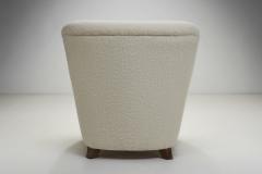 Mid Century Modern European Cabinetmaker Lounge Chair Europe 1950s - 4410478