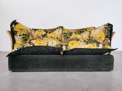 Mid Century Modern Floral Sofa in Rattan - 2955587