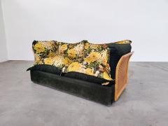 Mid Century Modern Floral Sofa in Rattan - 2955593