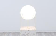 Mid Century Modern Geometric Lucite Globe Table Lamp - 3085048