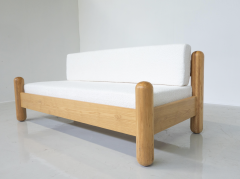 Mid Century Modern Italian Sofa Wood and White boucle Fabric 1970s - 3338691